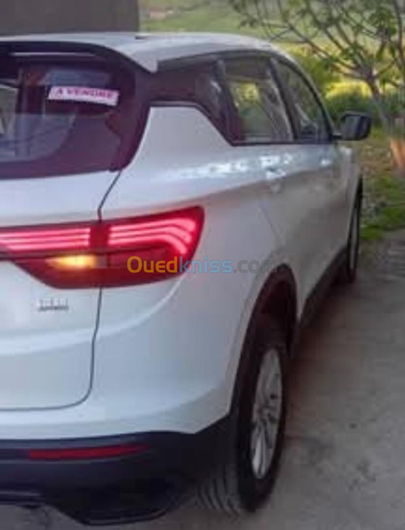 Geely Coolray 2025 Starlight  4