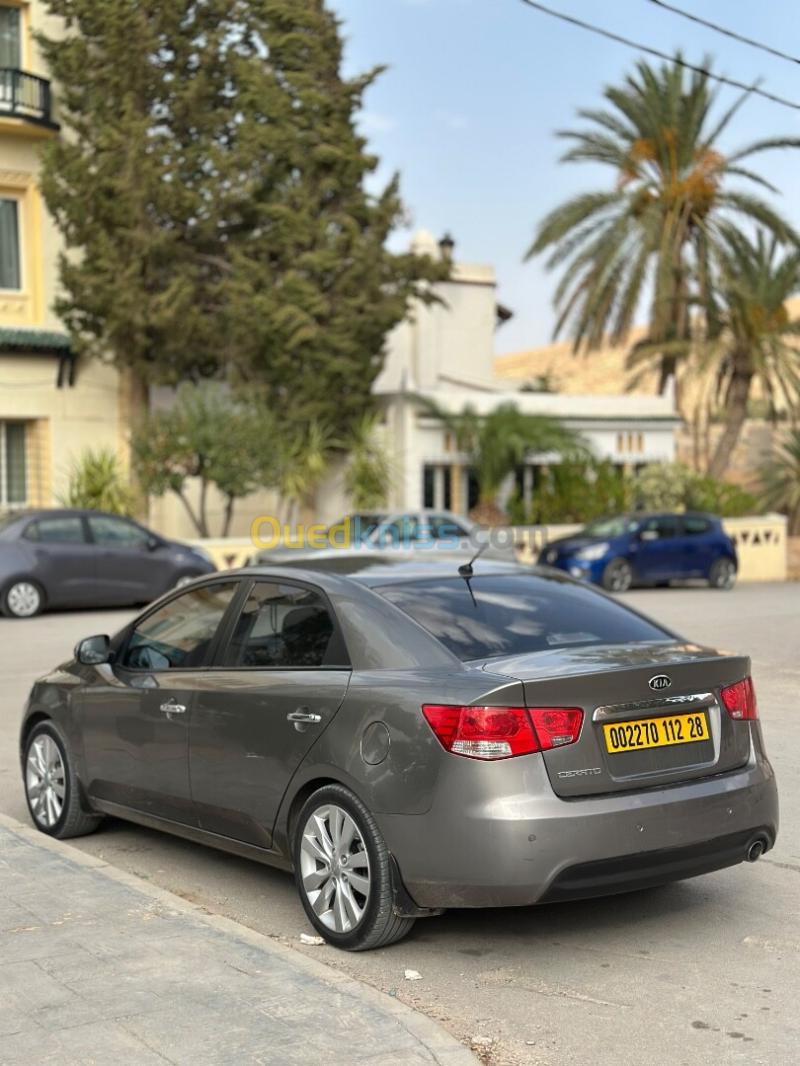 Kia Cerato 2012  8