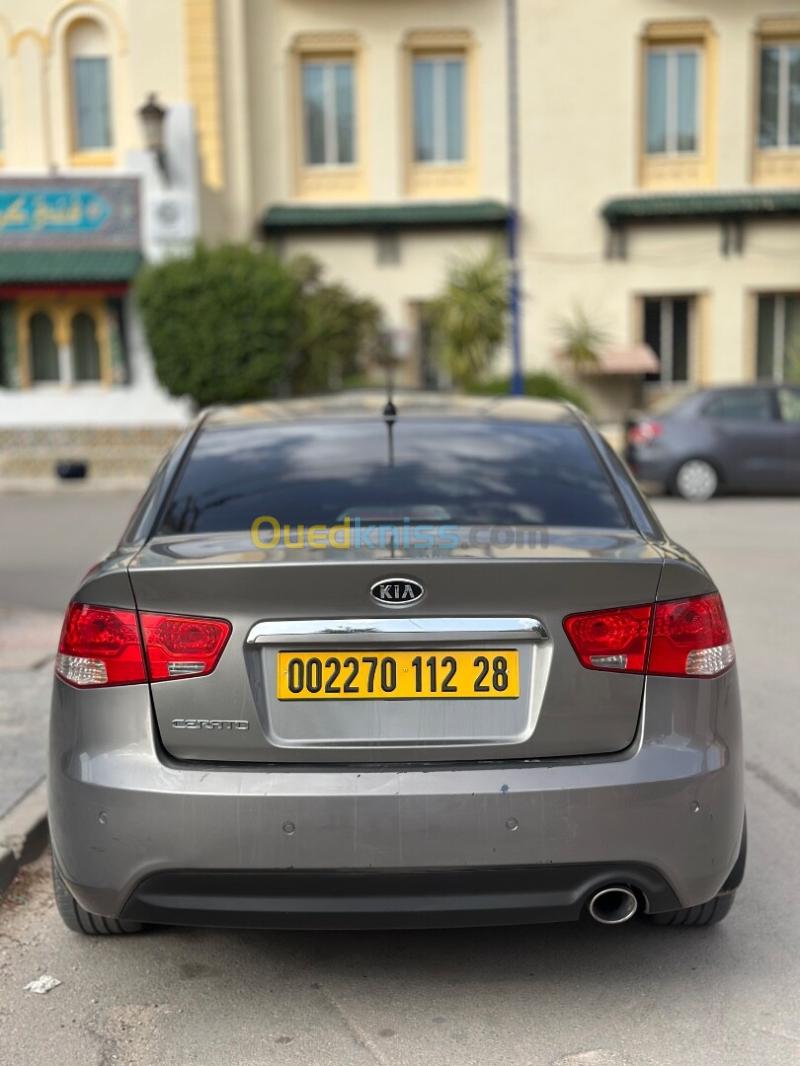 Kia Cerato 2012  7