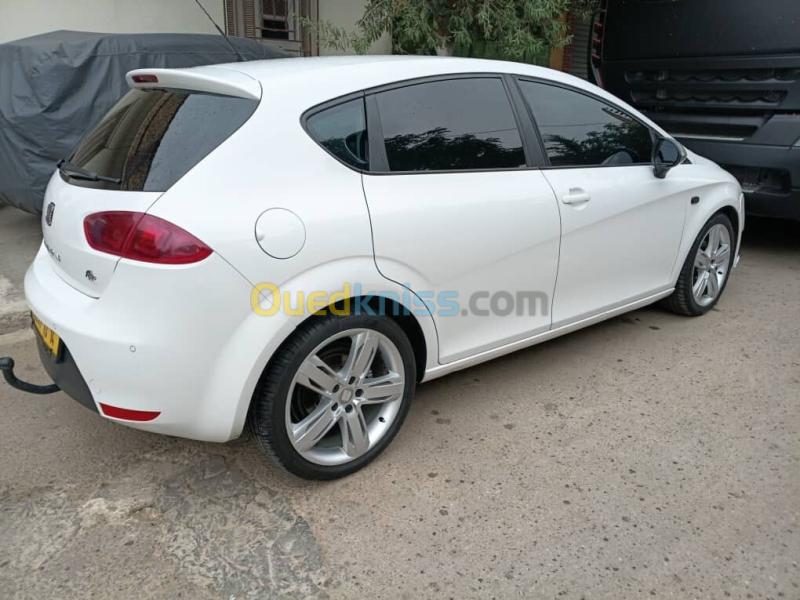 Volkswagen ليون2013ماشية285 2013  2