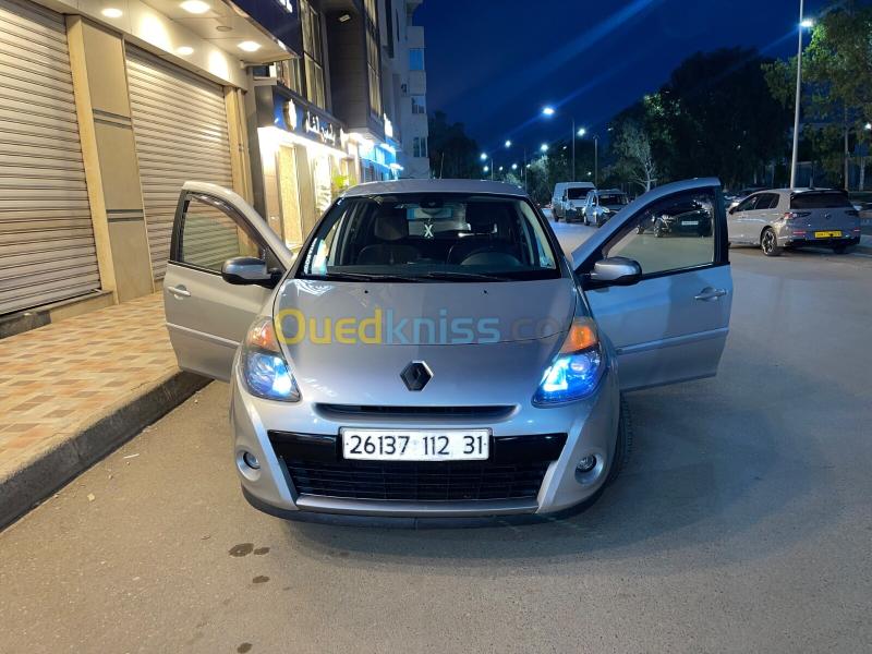 Renault Clio 3 2012 Night and Day