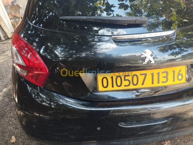 Peugeot 208 2013 Allure 5