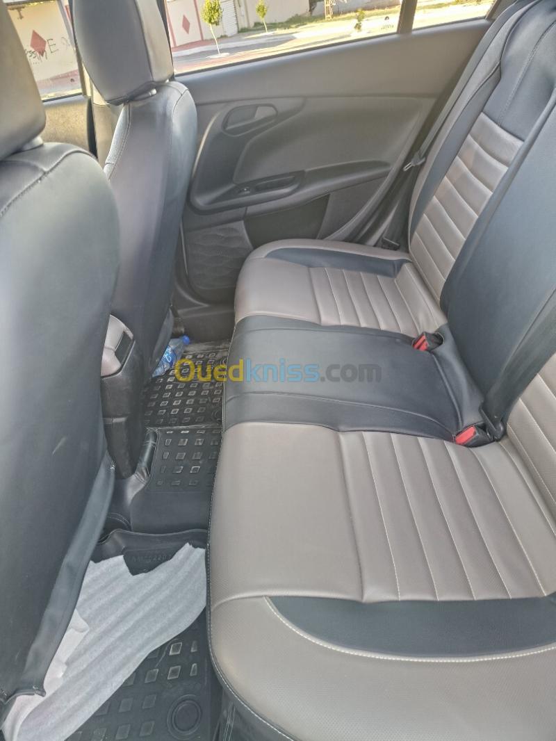 Fiat Tipo Sedan 2023  2