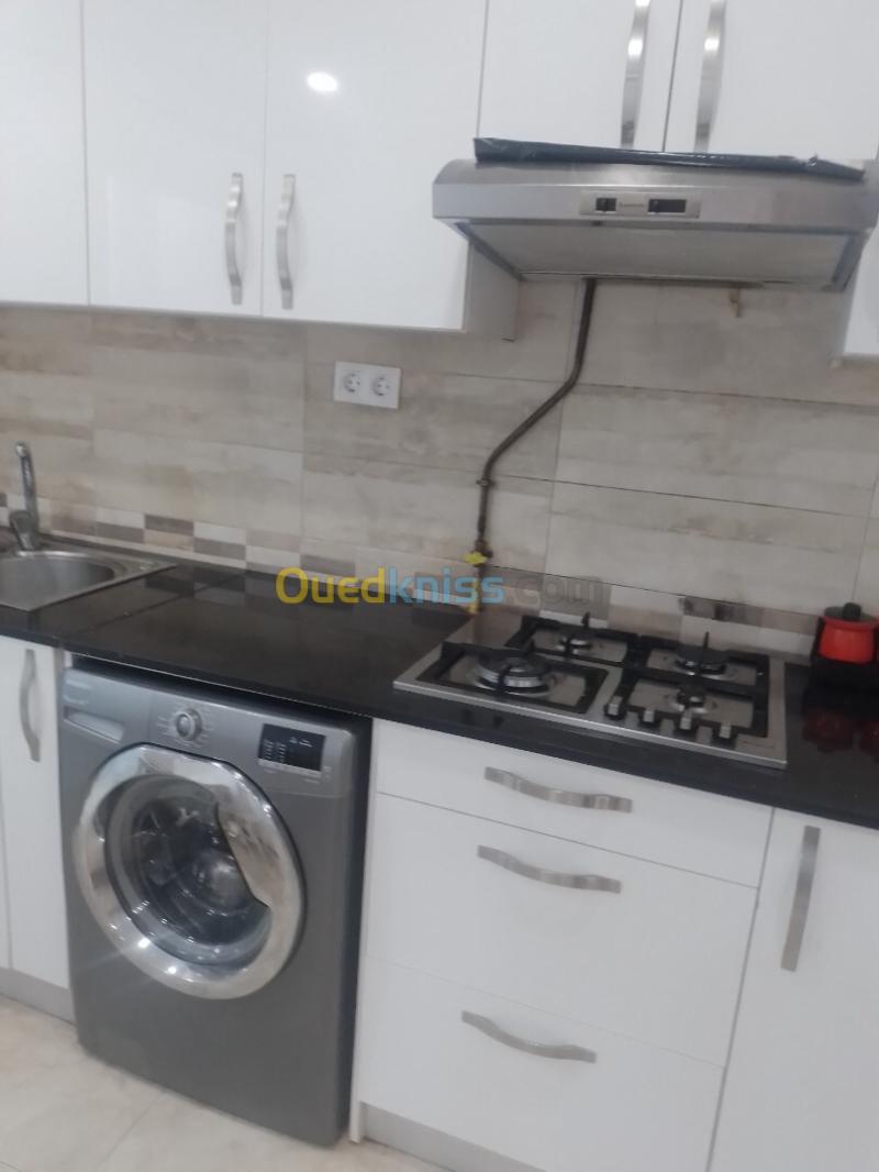 Vente Appartement Niveau de villa F3 Oran Ain el turck 24