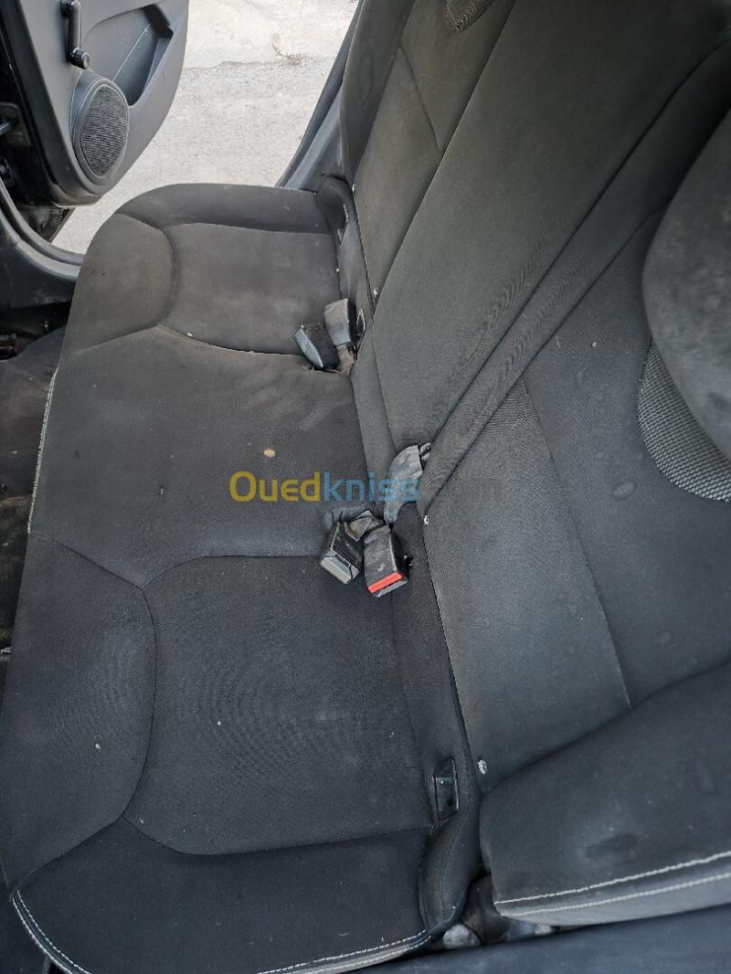 Renault Clio 4 2013 Dynamique 8