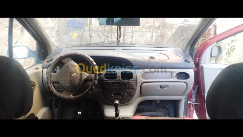 Renault Scenic 2000  10