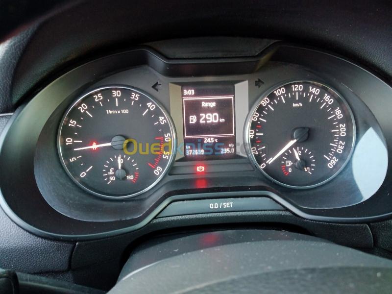 Skoda Octavia 2016 Ambiente 11