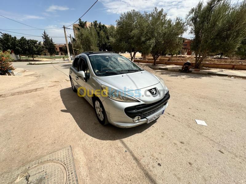 Peugeot 207 2008 207 4
