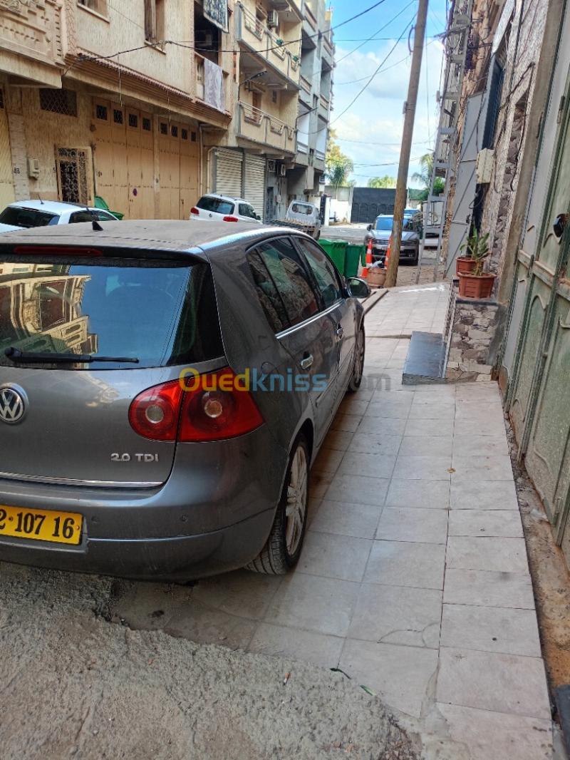 Volkswagen Golf 5 2007 R32 5