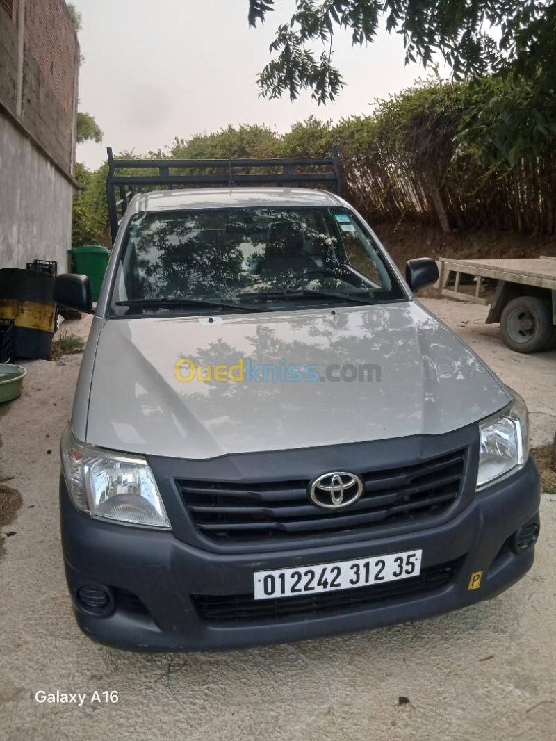Toyota Hilux 2012 Hilux 8
