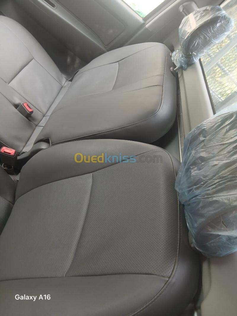 Toyota Hilux 2012 Hilux 10