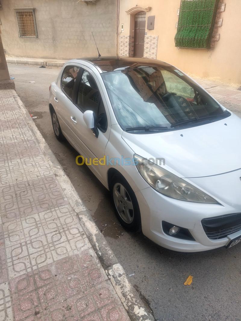 Peugeot 207 2012 Allure 5
