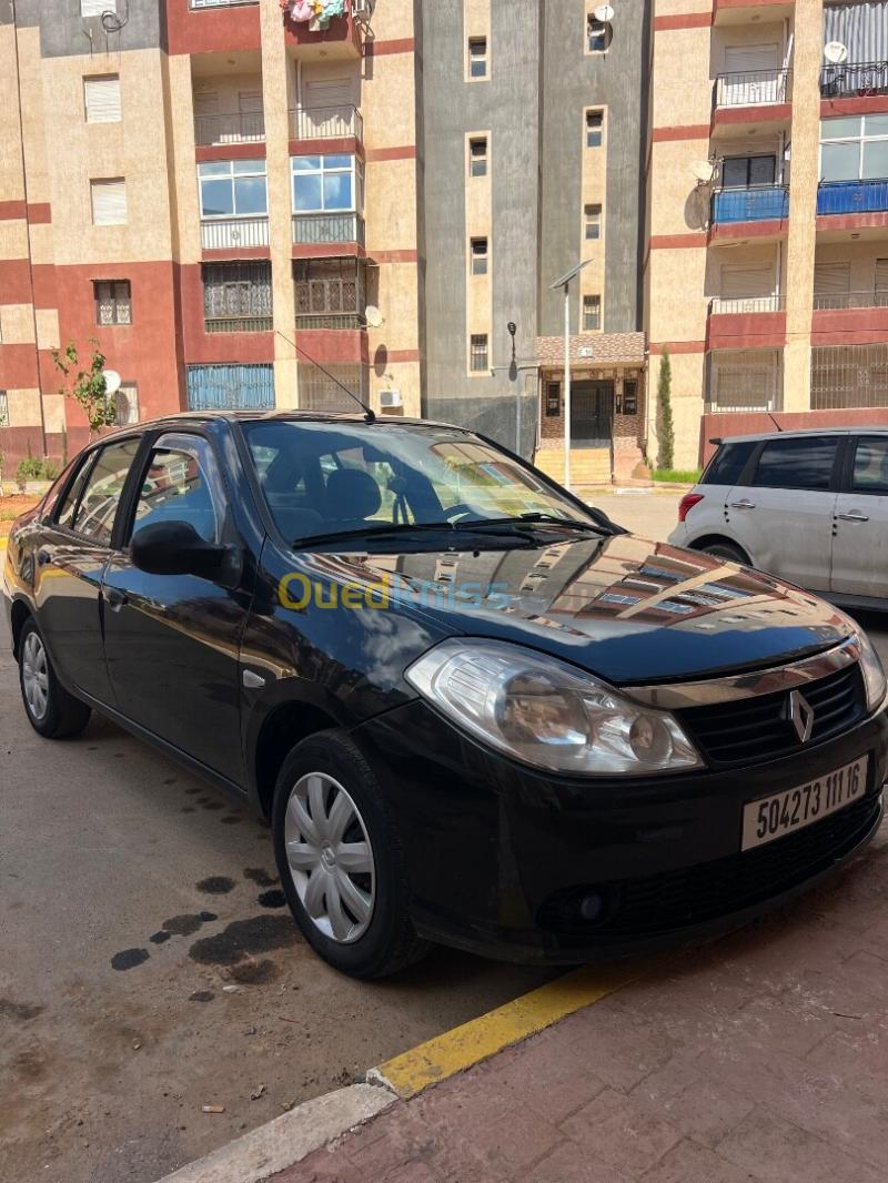 Renault Symbol 2011  3