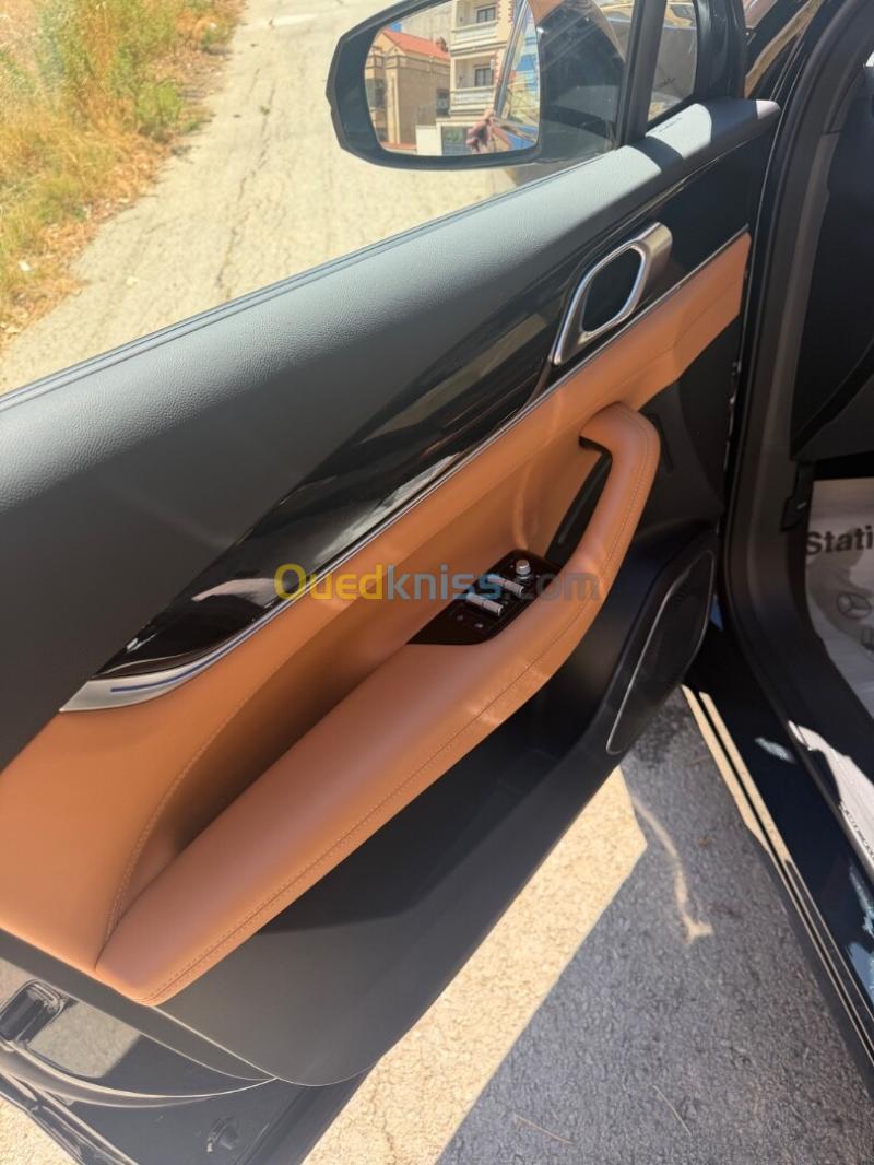 Geely Starray 2026  4