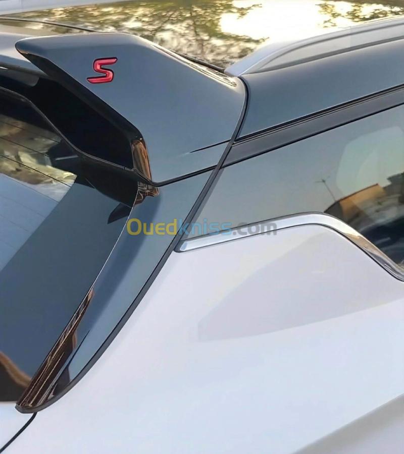 Geely Coolray 2026  4