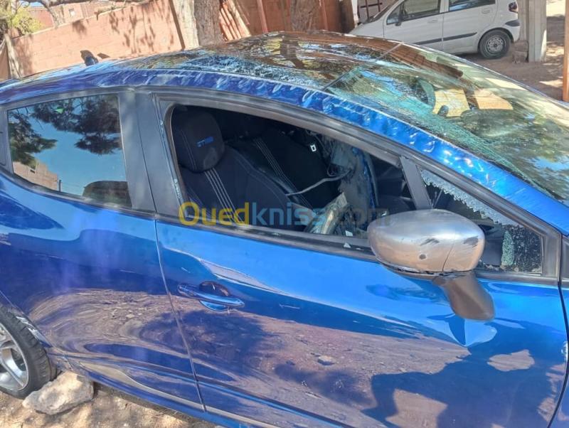 Renault Clio 4 2019 GT Line +