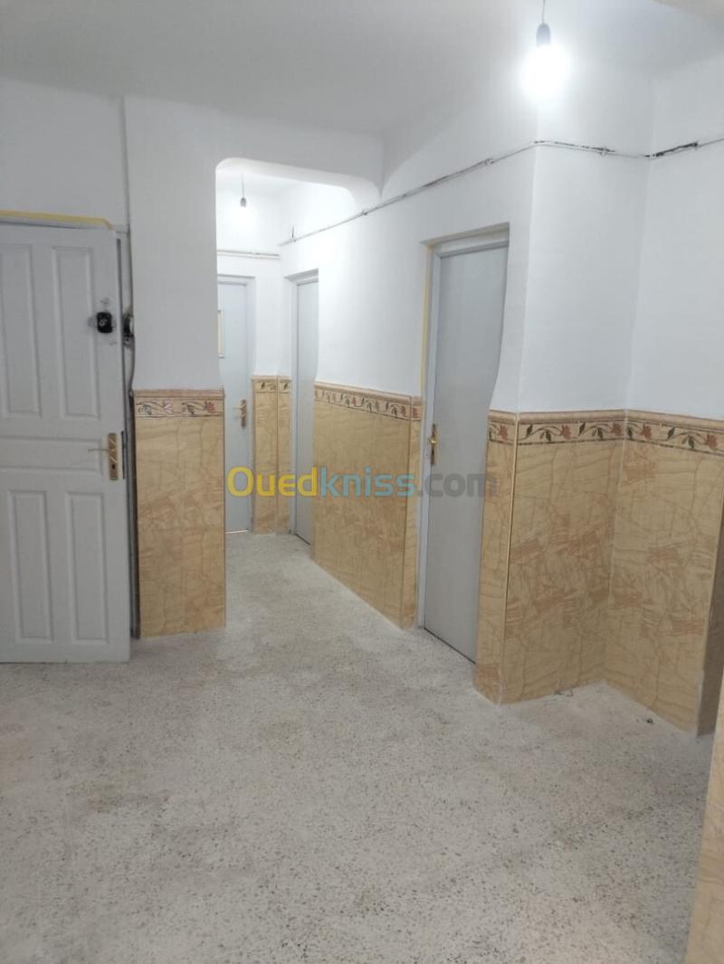 Location Appartement F3 Constantine El khroub