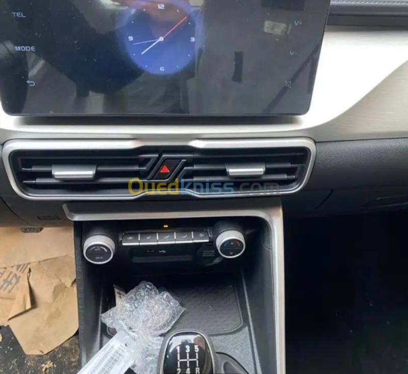 Geely Coolray 2026 بينيو 3