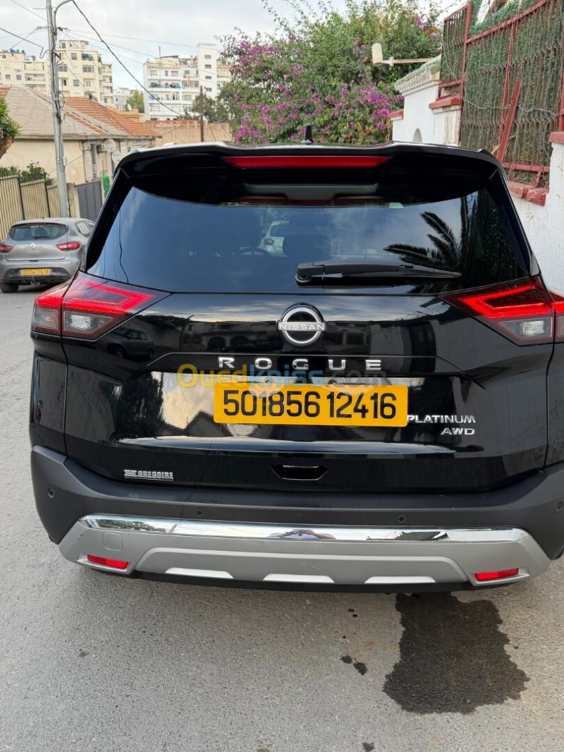 Nissan Rogue (Extrail) 2024 Platinum 2