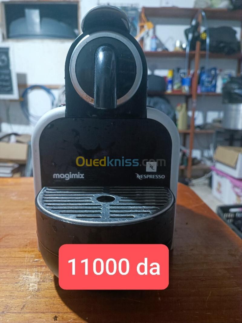 Machine à café Nespresso . للبيع آلة قهوة بالكبسولات من علامة نسبريسو. راجع أسفل الإعلان الاسعار 7