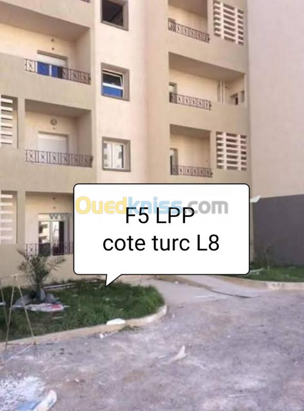  Vente Appartement F5 Oran Sidi chami