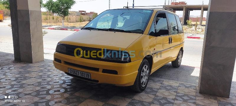 Peugeot 806 2001 