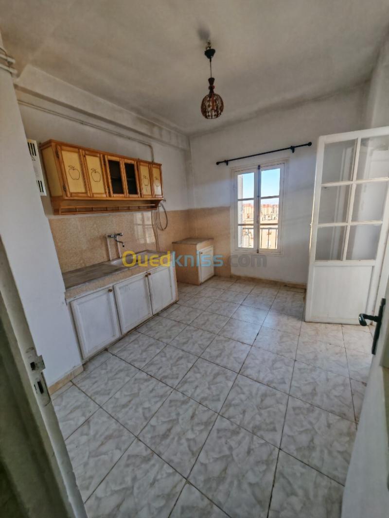 Location Appartement F3 Alger Ain naadja
