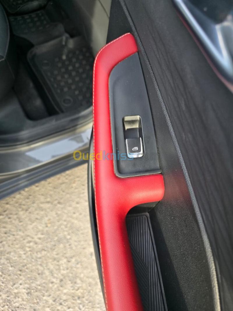 Geely Coolray 2024 Sport 17