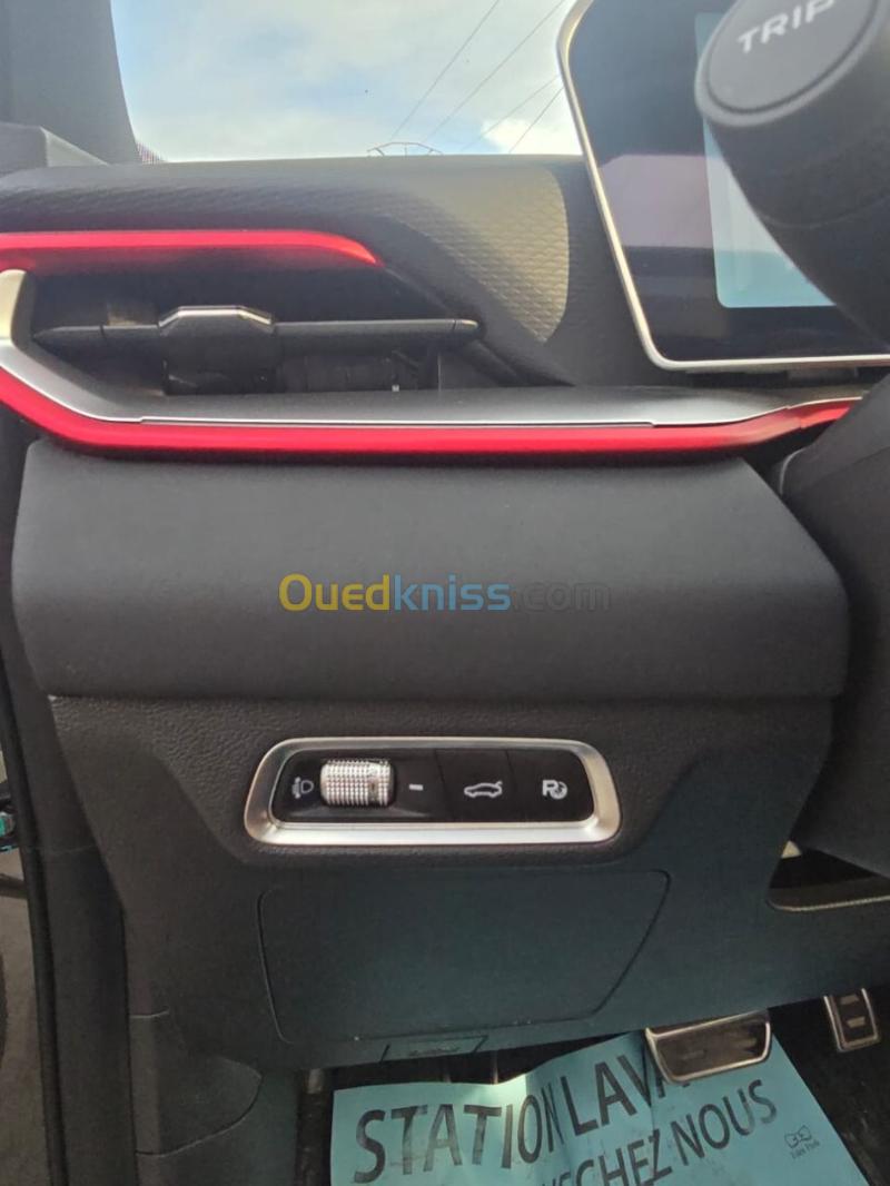 Geely Coolray 2024 Batel 24
