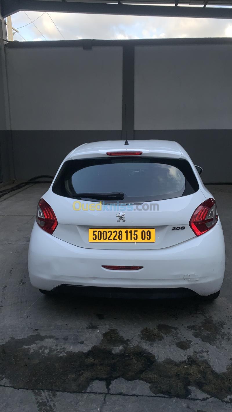 Peugeot 208 2015 Active 8