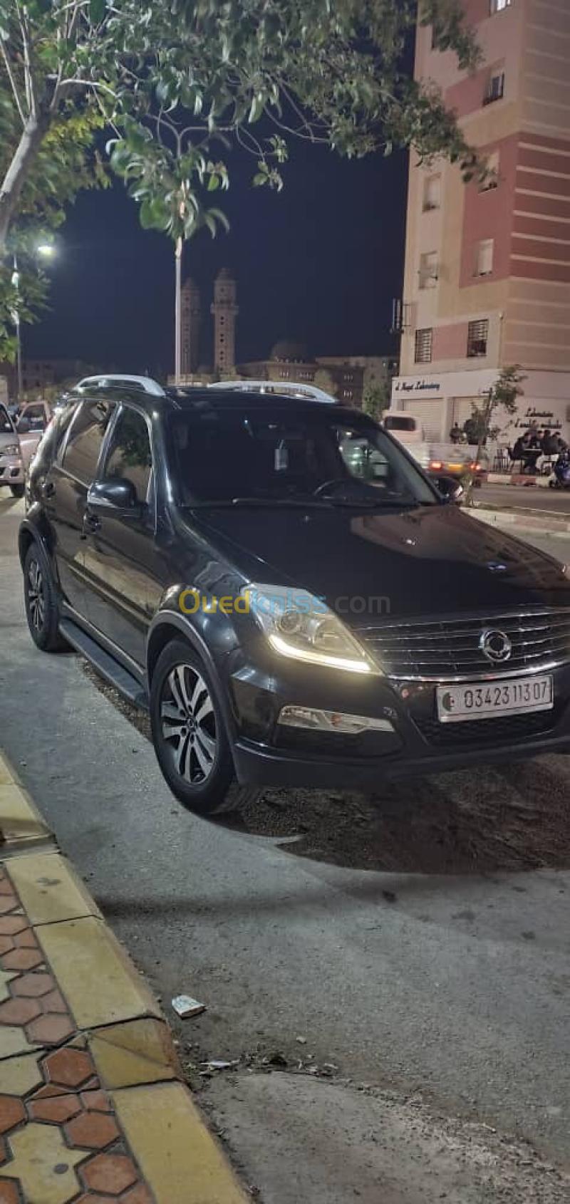 SsangYong Rexton 2013 Rexton 4