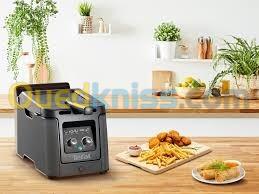 Friteuse classique Tefal Clear Duo Friteuse, Moins de fumee et d'odeurs, Noir, FR600810 - Capacité 1.2kg / 4 personnes - Puissance : 2000 W