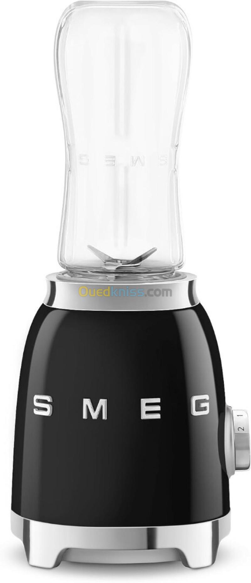 smeg Mini-blender Compact, 2 Niveaux de Vitesse, 2 bouteilles de 600 ml, 300 W, noir - PBF01BLEU 2