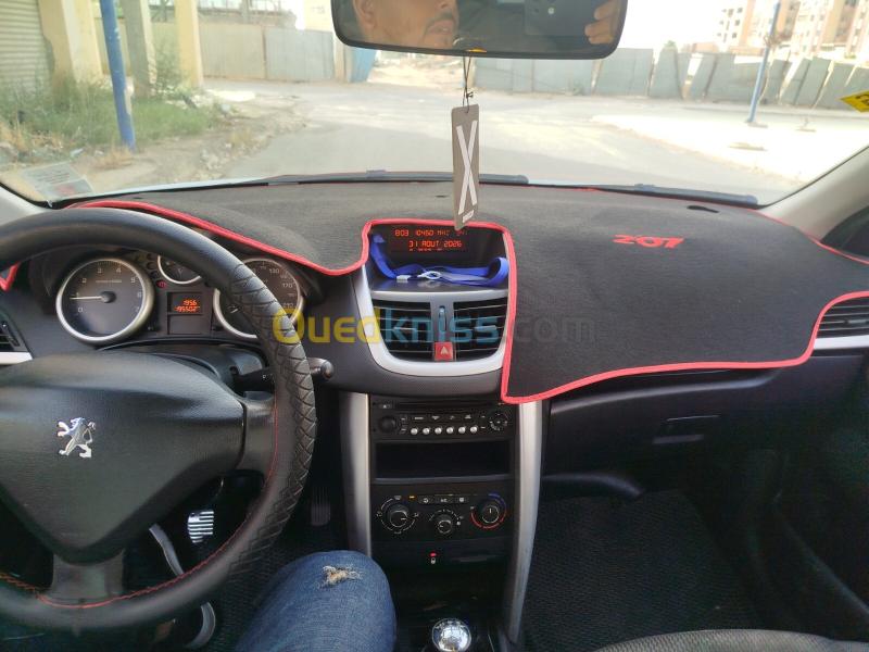 Peugeot 207 2012 207 8