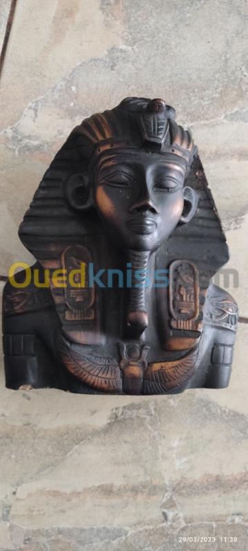  Bibelot Statuette pharaon 