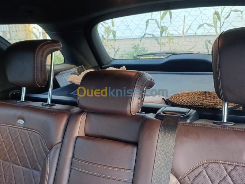 Mercedes Classe C 2014 250 AVANTGARDE Designo 8