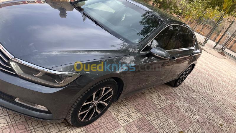 Volkswagen Passat 2017 Confortline 2