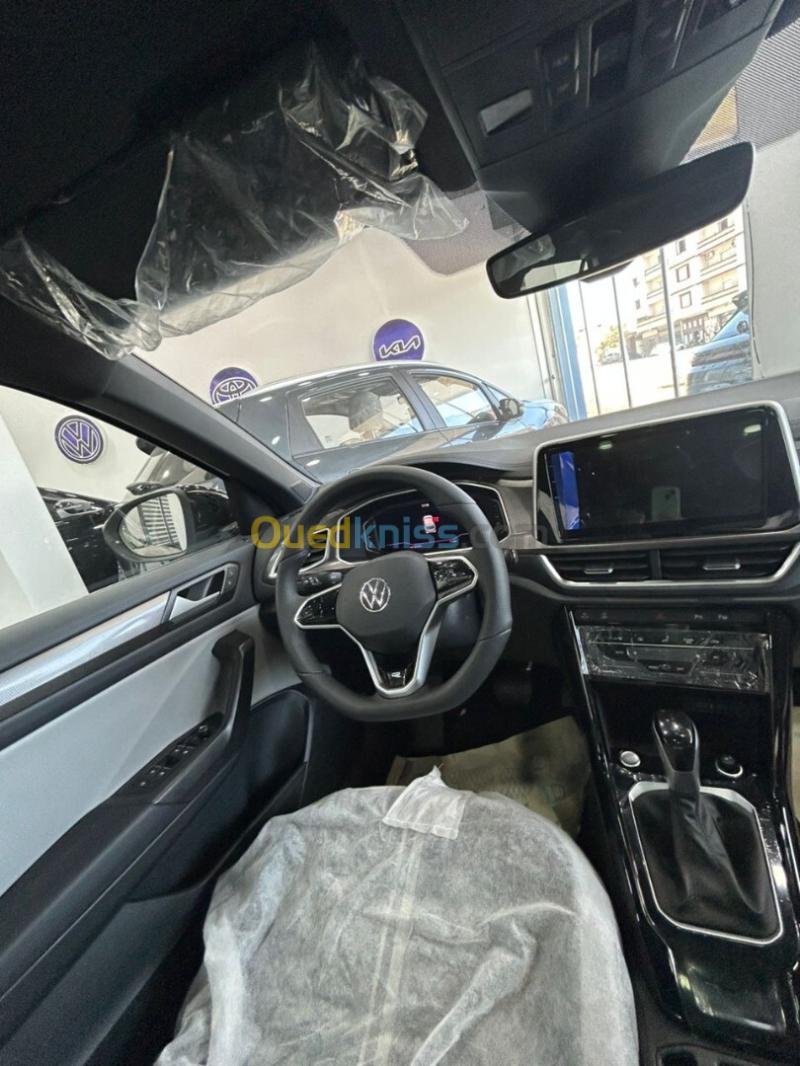 Volkswagen T-Roc 2026 R-Line  2