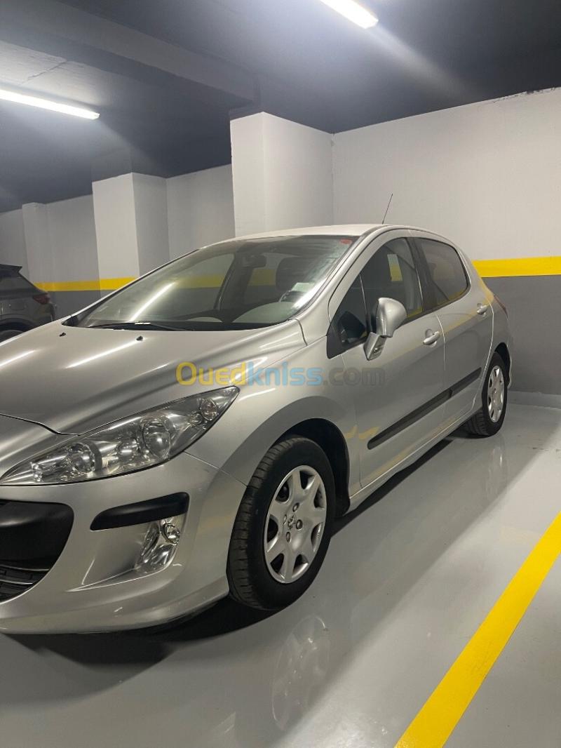 Peugeot 308 2015 Active 2