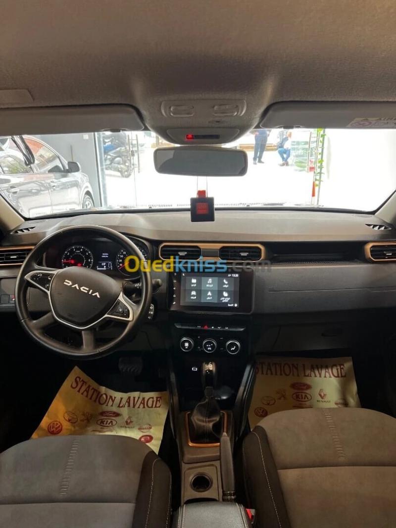 Dacia Duster 2023 Gold 4
