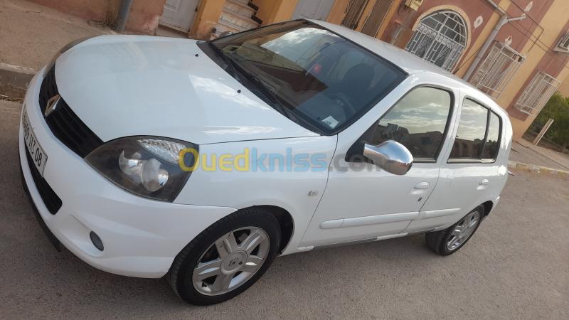 Renault Clio Campus 2013 Bye bye 5