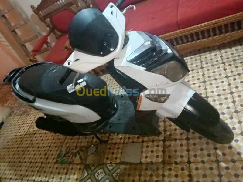 Sym HD 200 i 2014 2