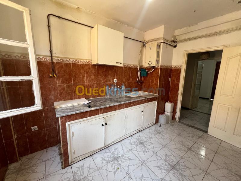 Location Appartement F3 Alger Draria