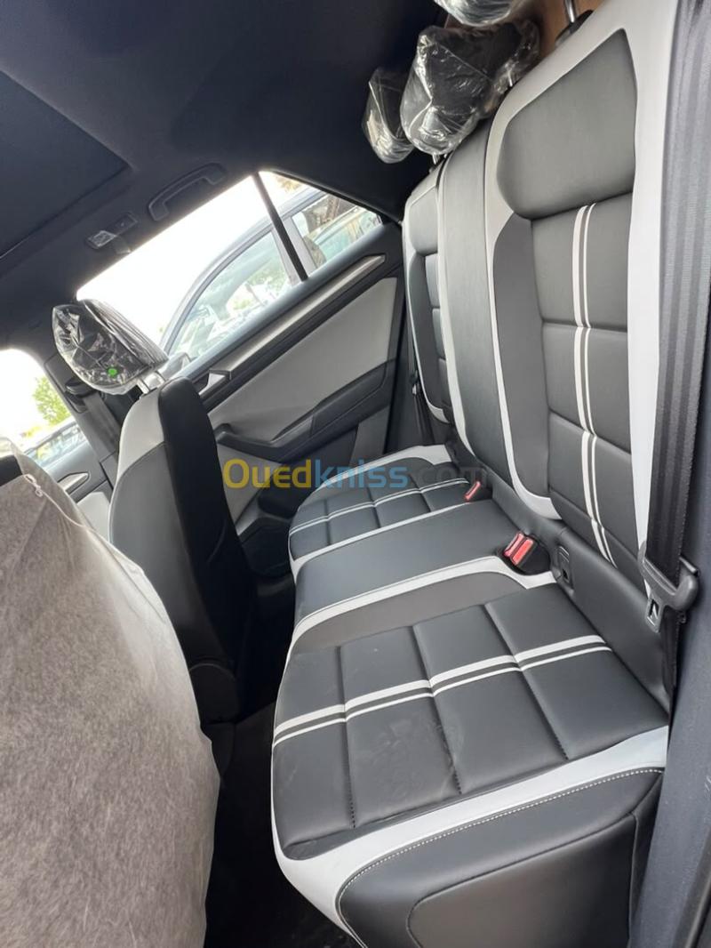 Volkswagen T-Roc 2026 R-Line  8