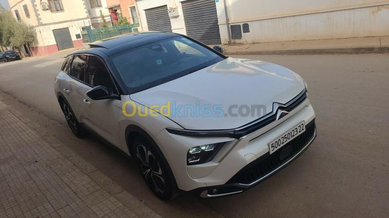 Citroen C5 X 2023 Schine 2