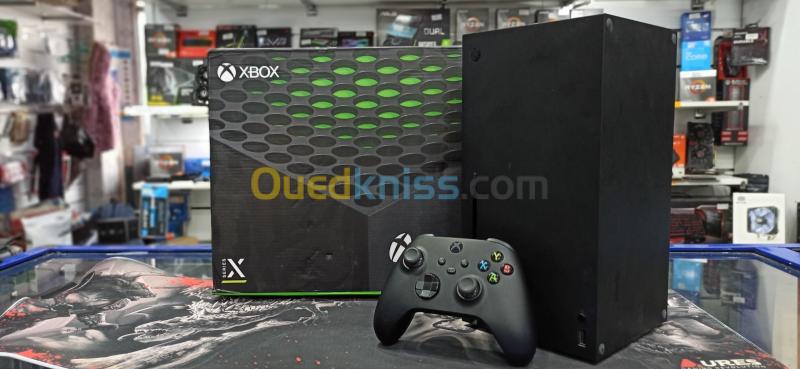  Xbox Series X état neuf 10/10 avec emballage