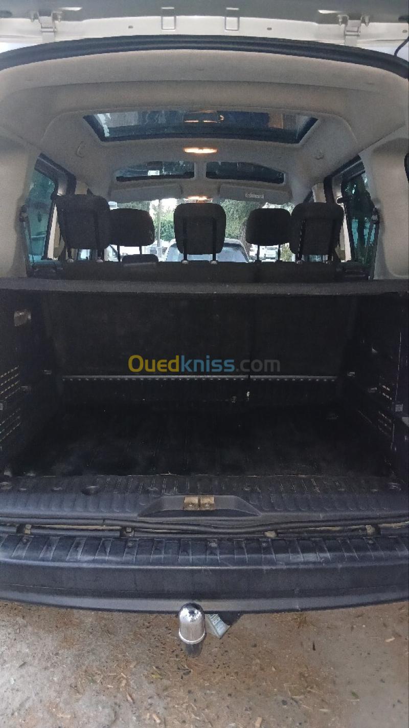 Renault Kangoo 2019  Extrême Outdoor 7