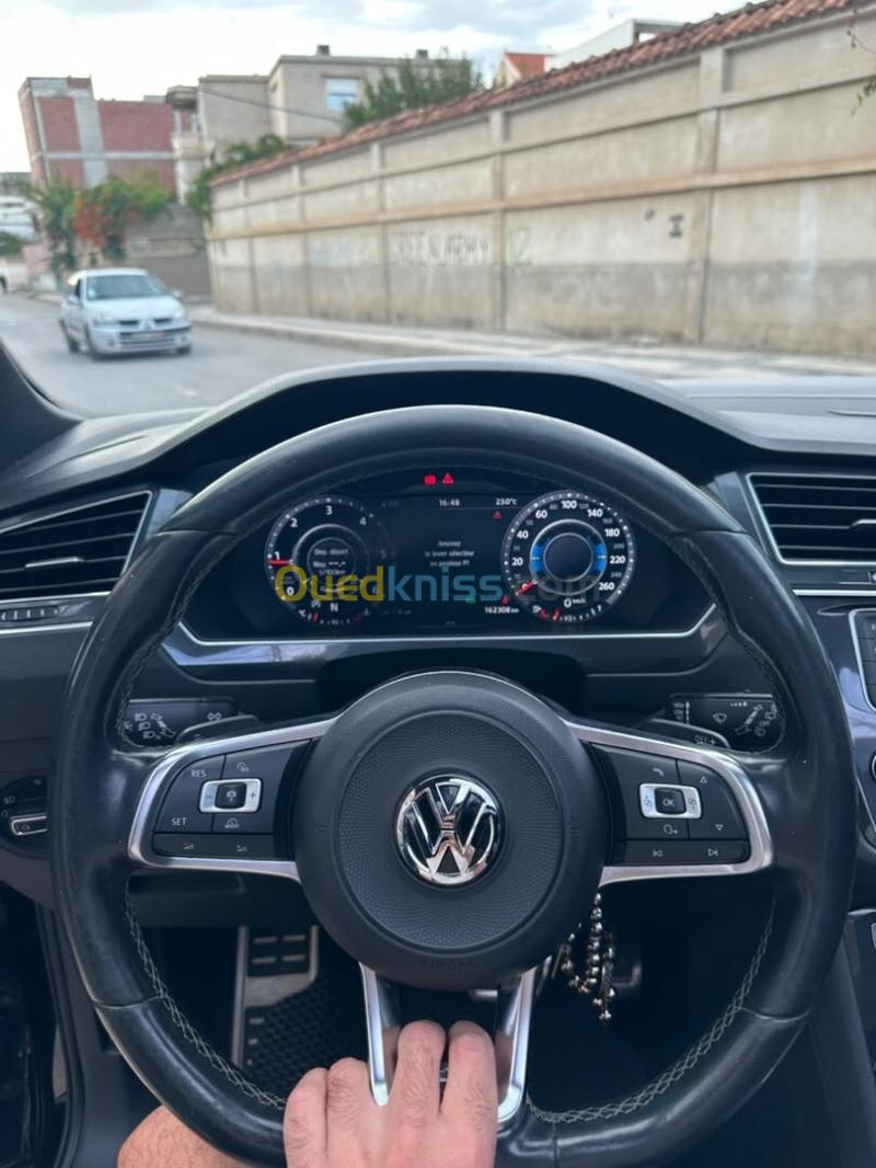 Volkswagen Tiguan 2016 R-Line 14