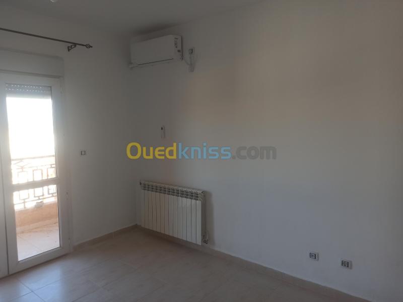 Location Appartement F4 Alger Mahelma 28