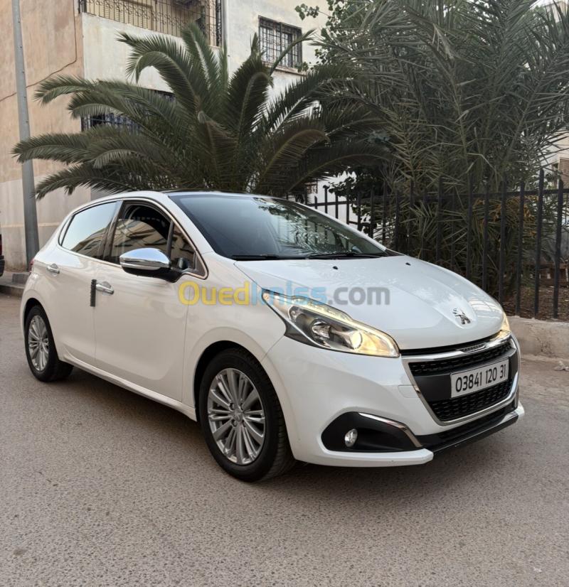 Peugeot 208 2020  2